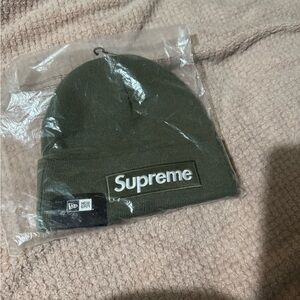 Supreme New Era Box Logo Beanie (FW25) Light Olive